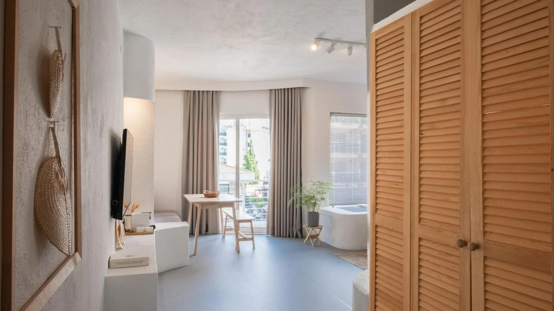 L'Olive Homes مرمريس
